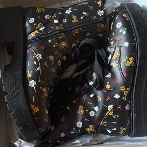 Guess Black Floral Lace Up Boots